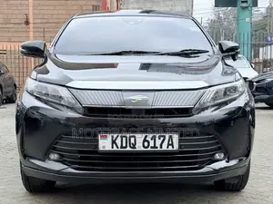 Toyota Harrier 2.0 2018 Black