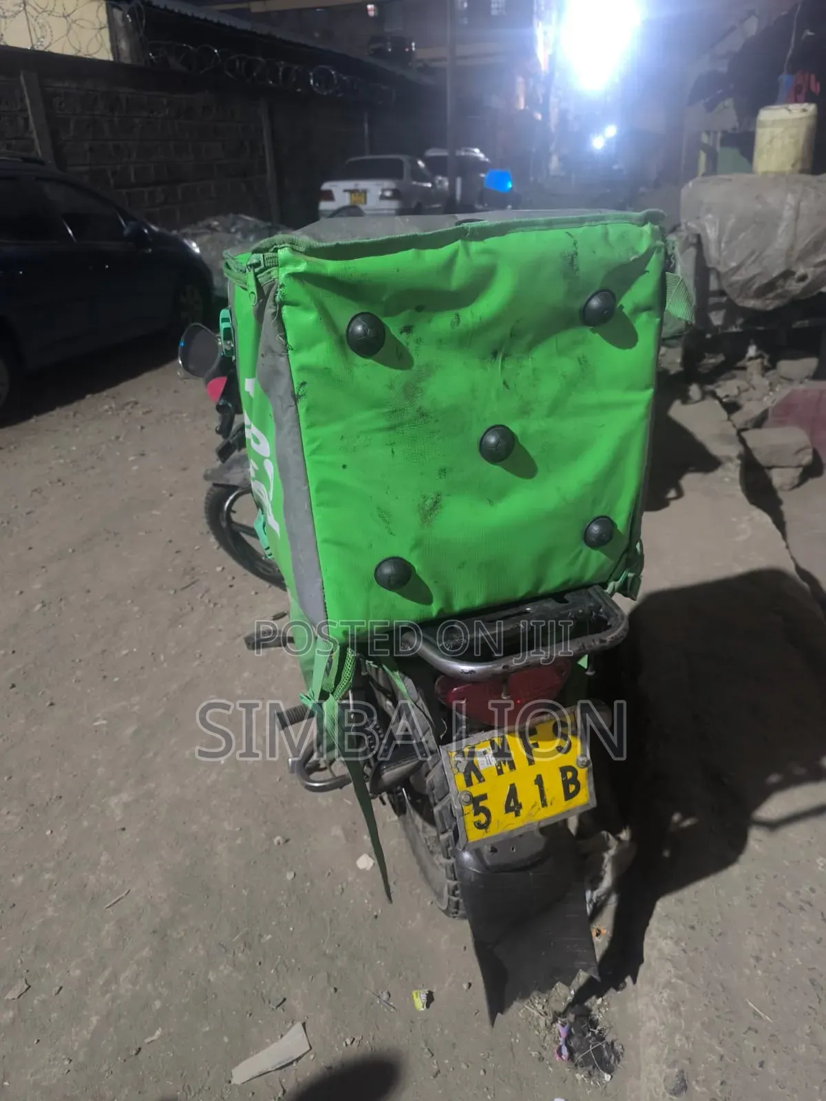 Bajaj Boxer 100 2024 Red