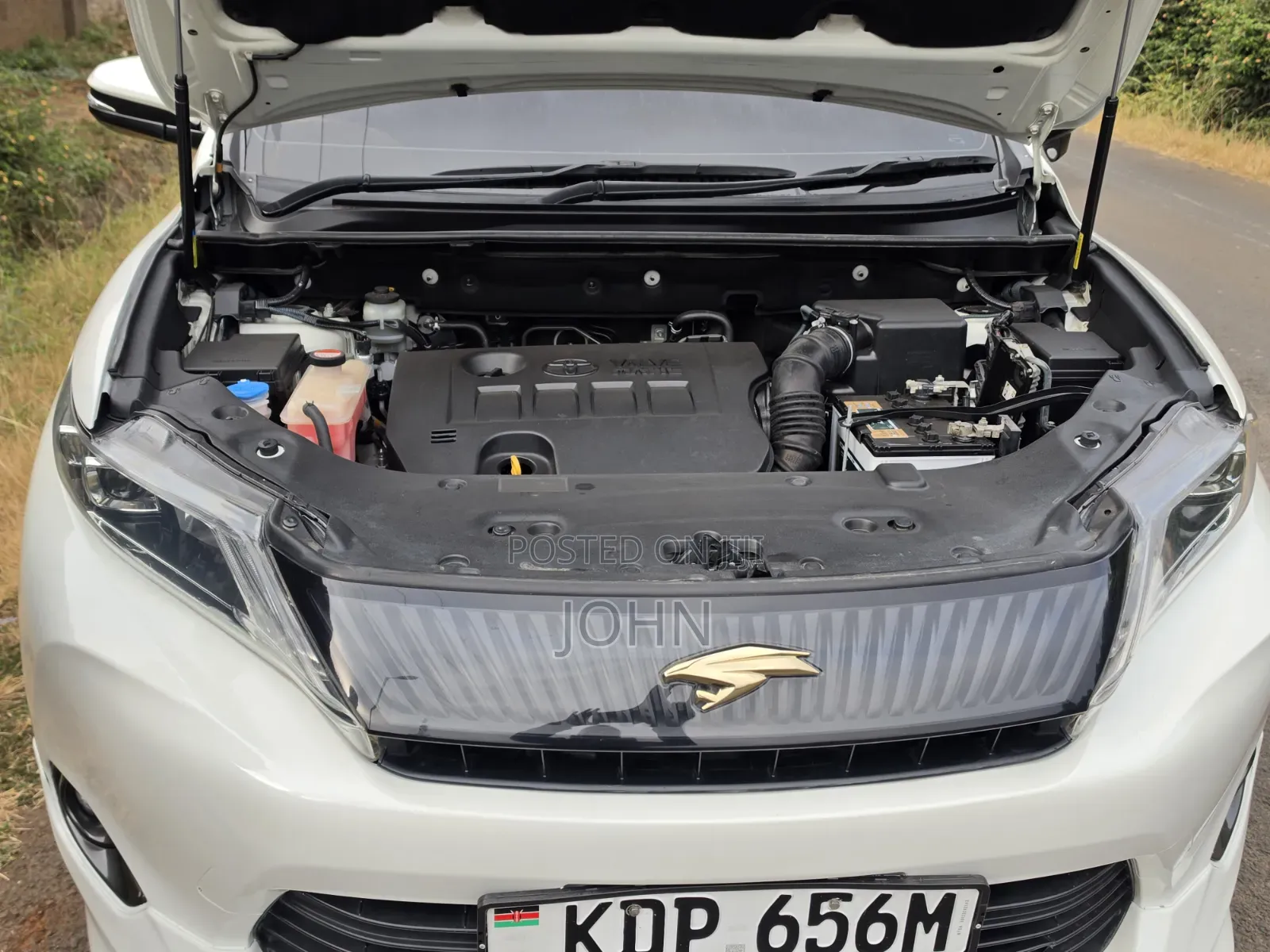 Toyota Harrier 2.0 4WD 2016 Pearl