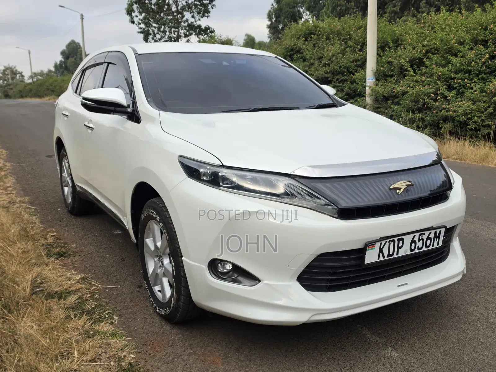 Toyota Harrier 2.0 4WD 2016 Pearl