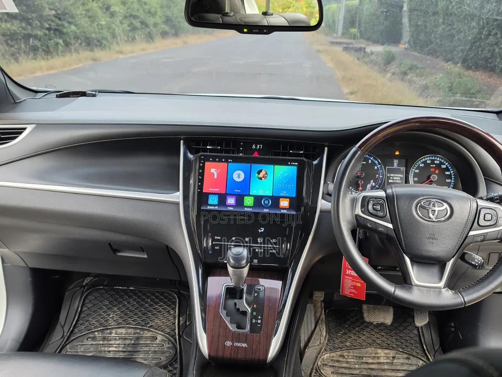 Toyota Harrier 2.0 4WD 2016 Pearl