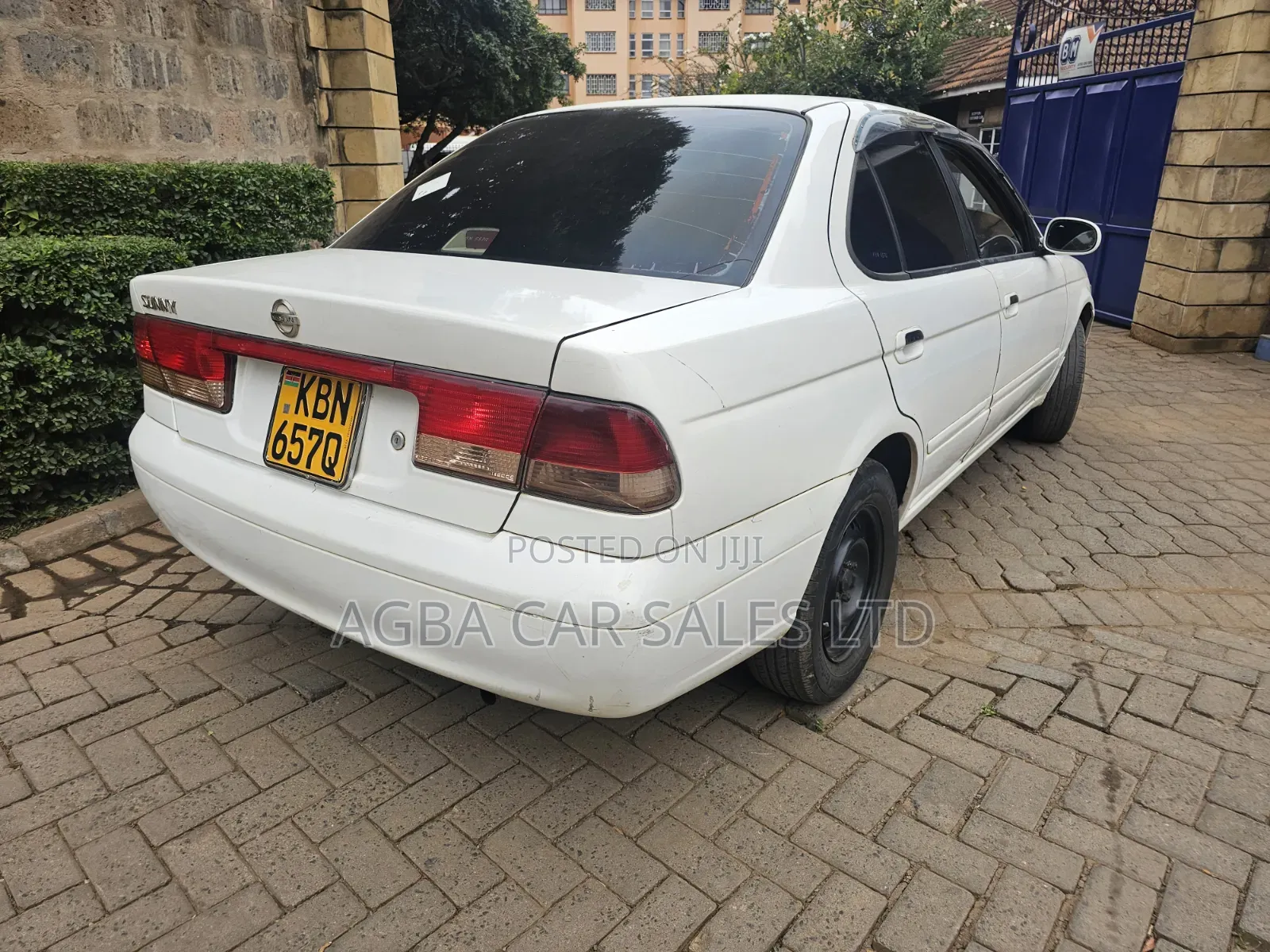 Nissan Bluebird 2003 White