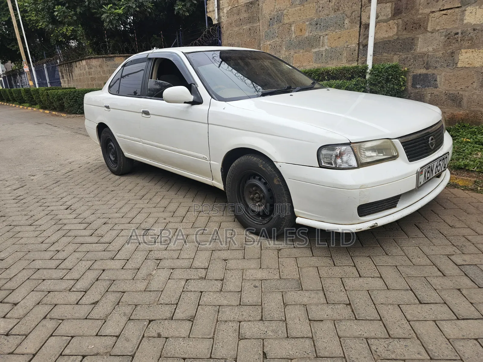 Nissan Bluebird 2003 White