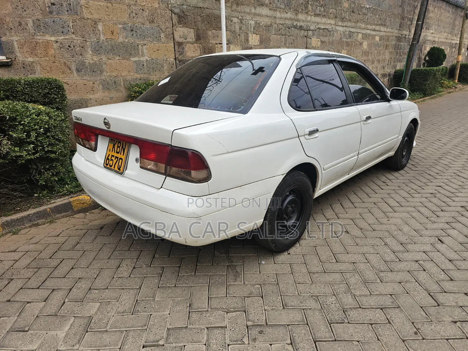 Nissan Bluebird 2003 White