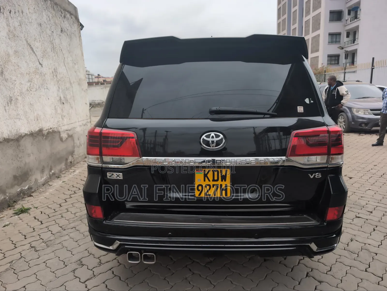 Toyota Land Cruiser 2010 Black