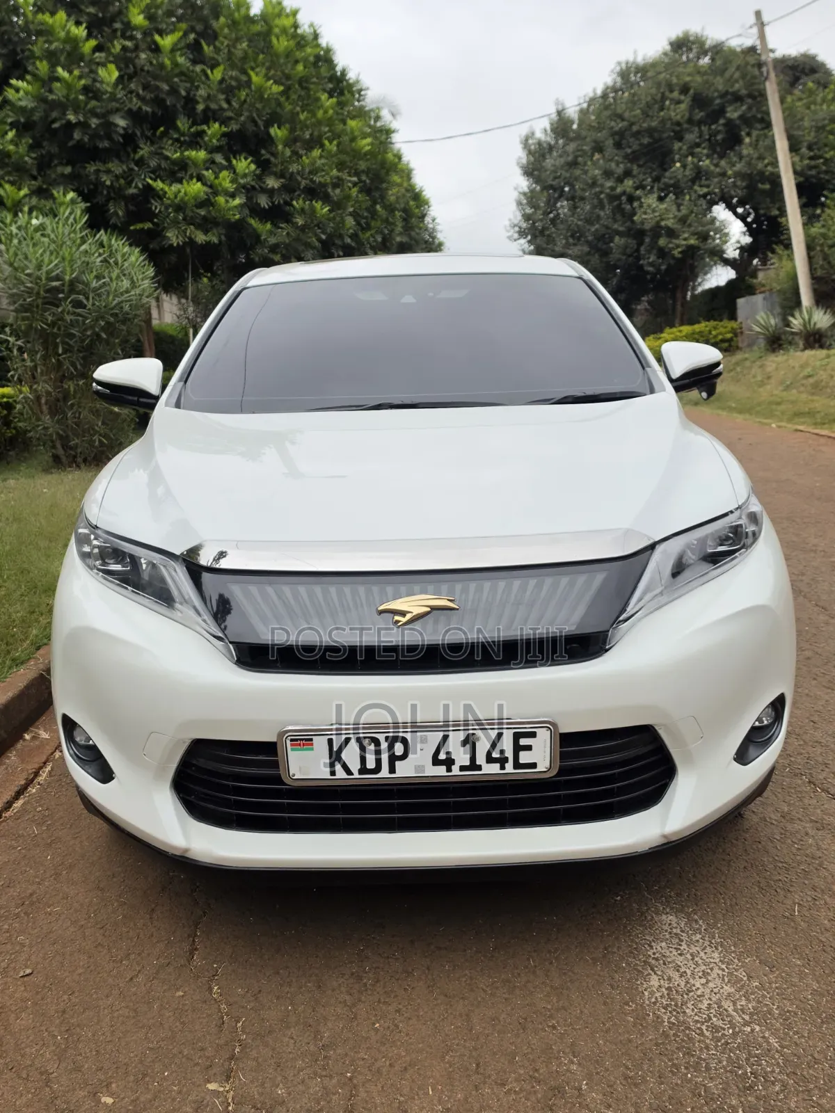 Toyota Harrier 2.0 2016 Pearl