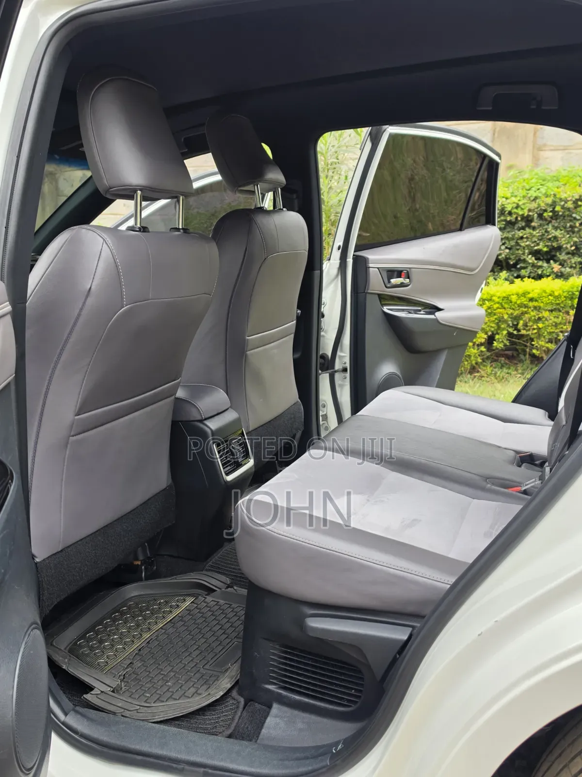 Toyota Harrier 2.0 2016 Pearl