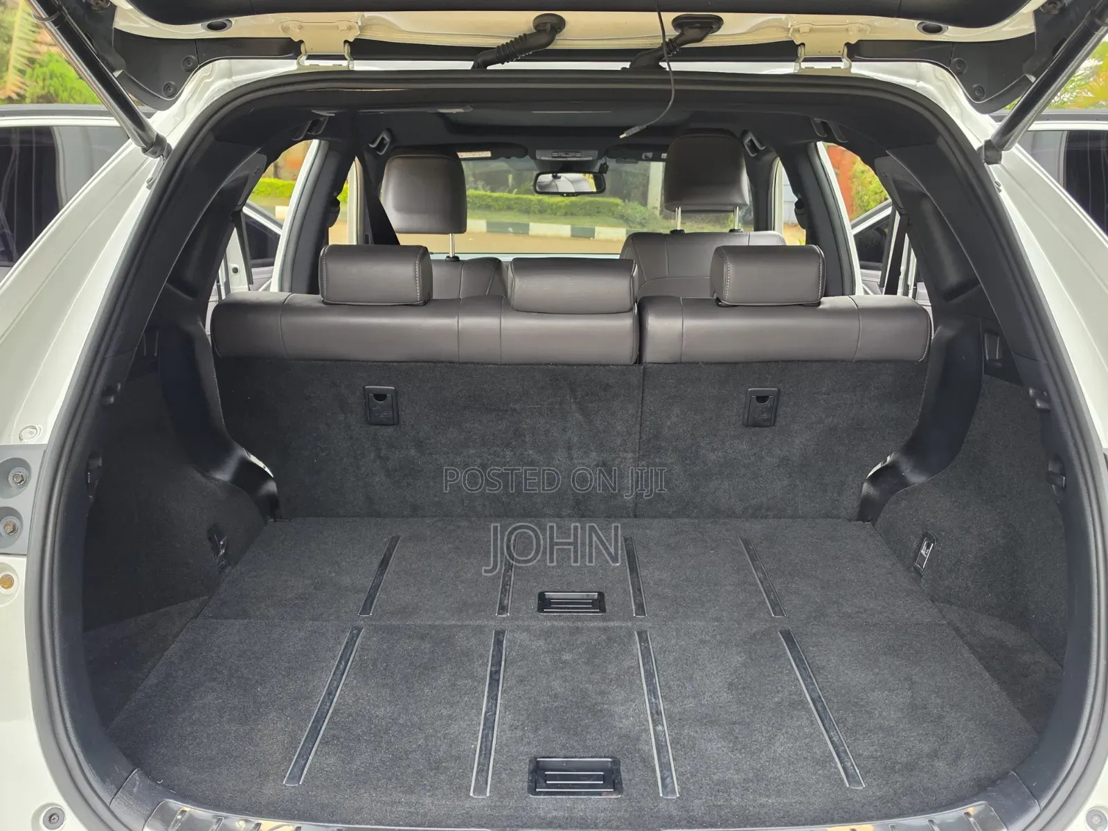 Toyota Harrier 2.0 2016 Pearl