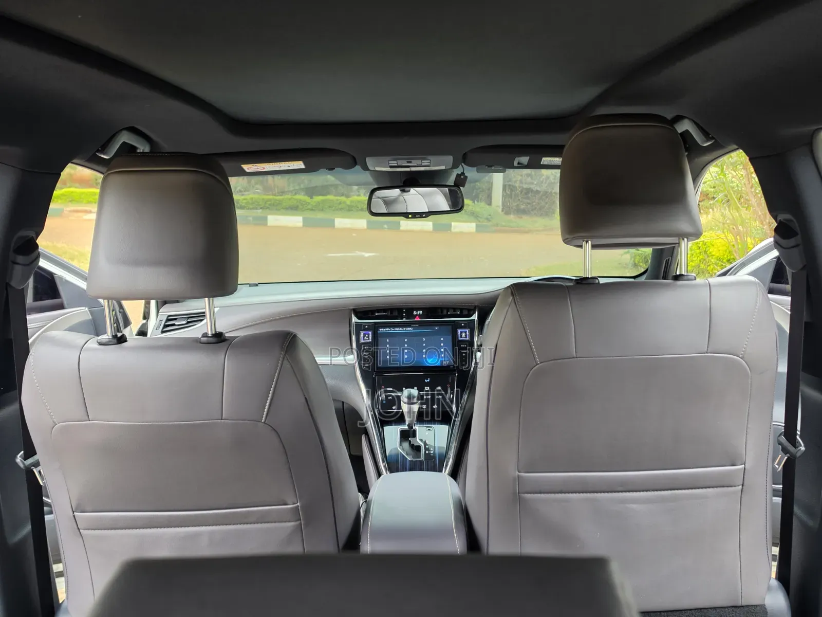 Toyota Harrier 2.0 2016 Pearl