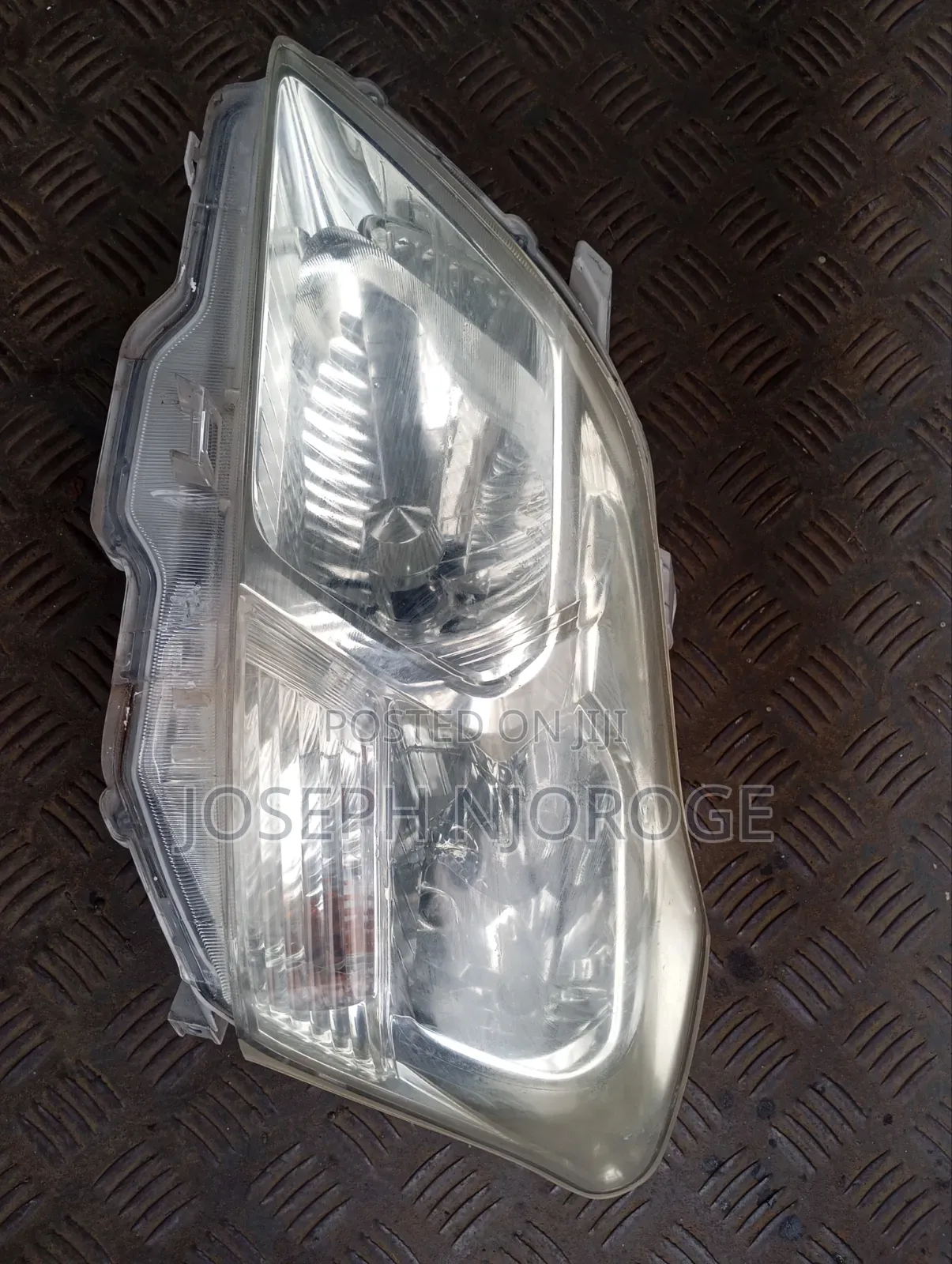 Premio 260 Headlight Zenon