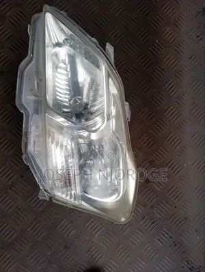 Premio 260 Headlight Zenon