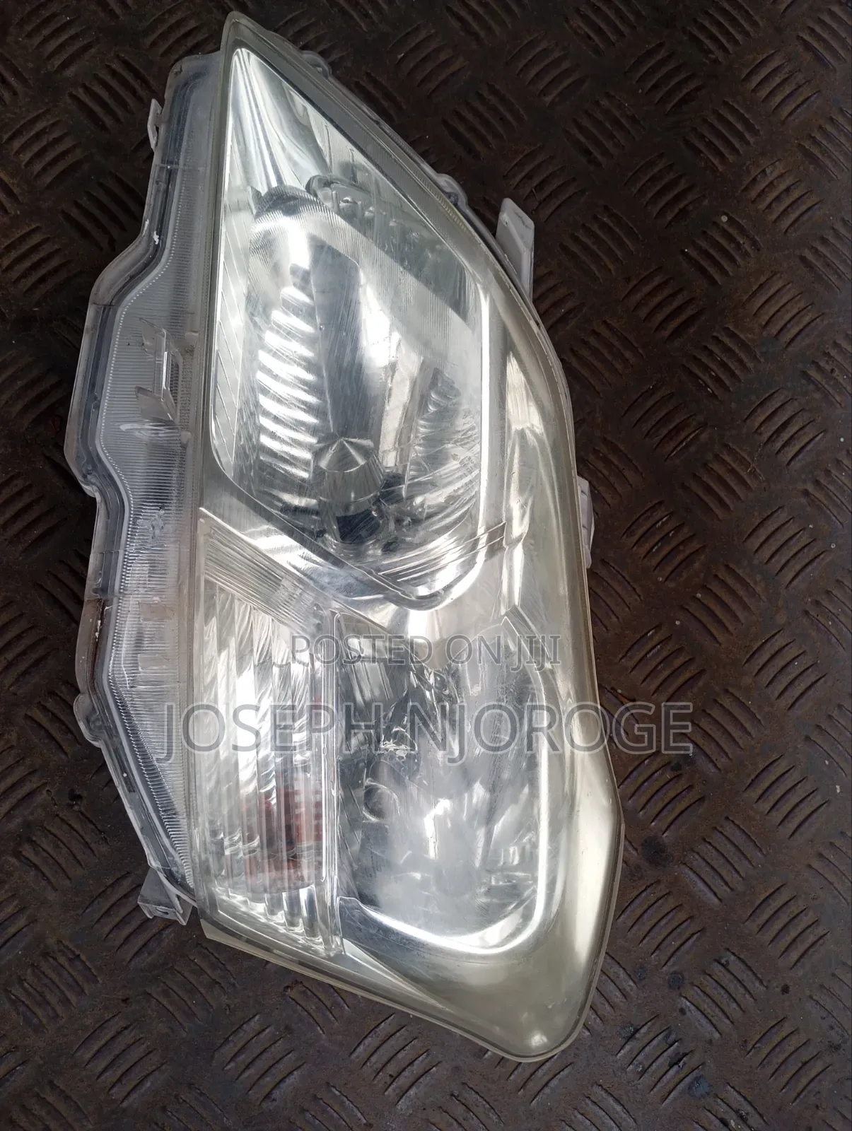 Premio 260 Headlight Zenon