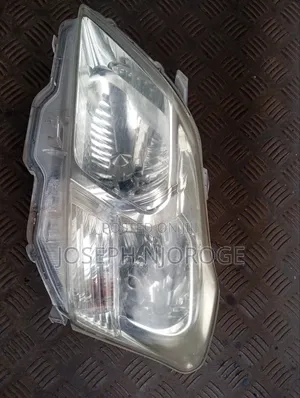 Premio 260 Headlight Zenon