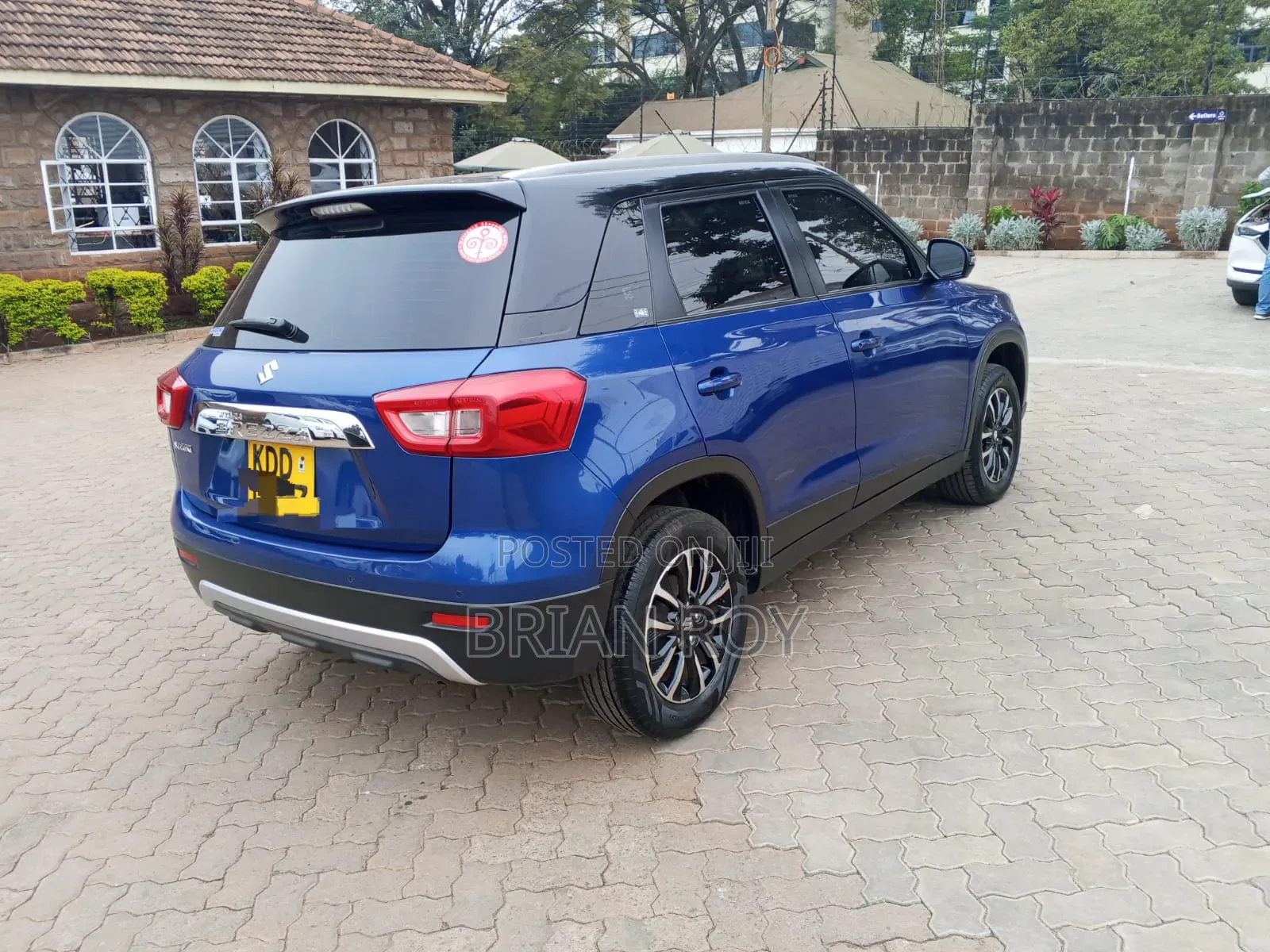 Suzuki Vitara 2021 Blue