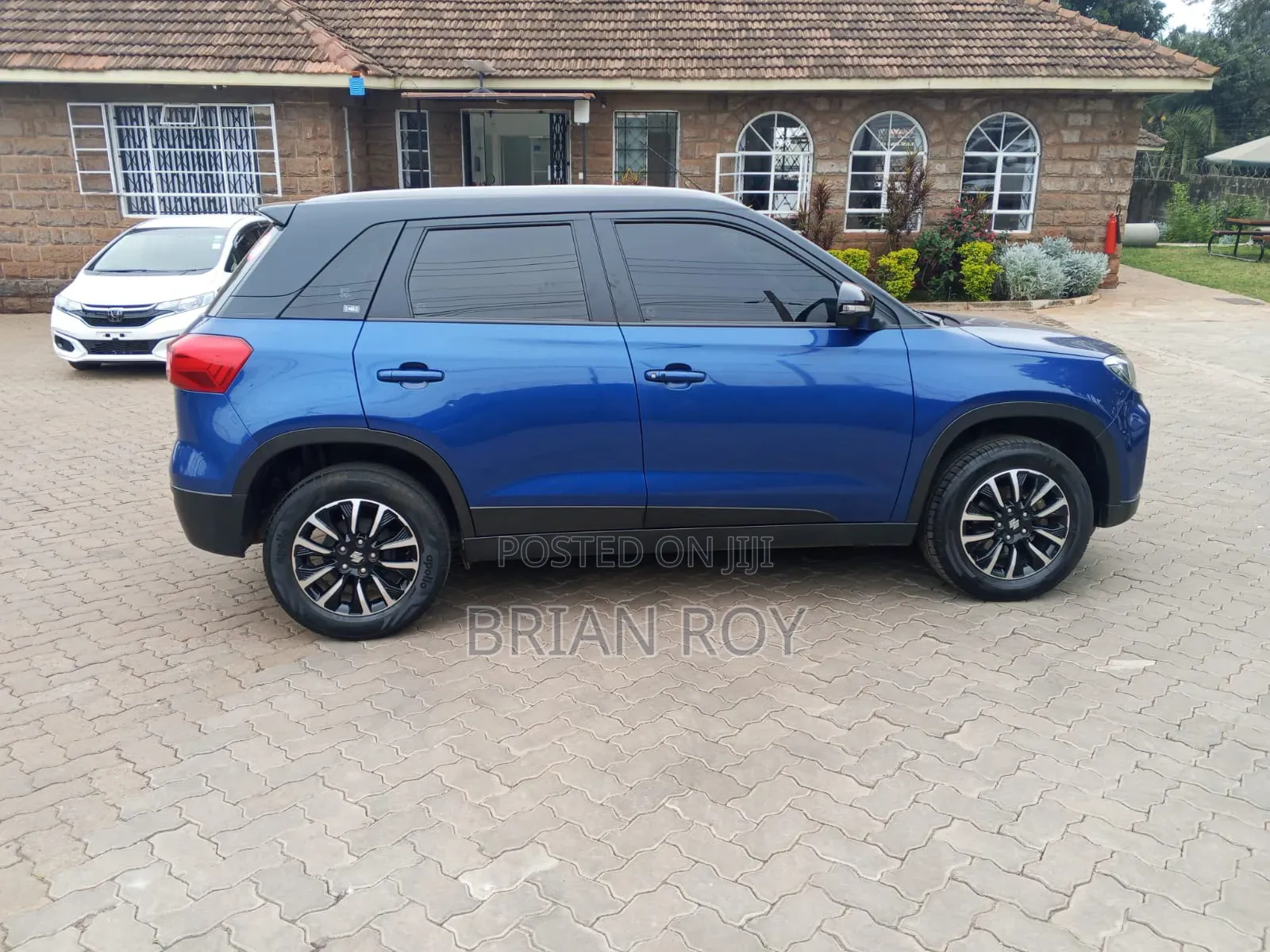 Suzuki Vitara 2021 Blue