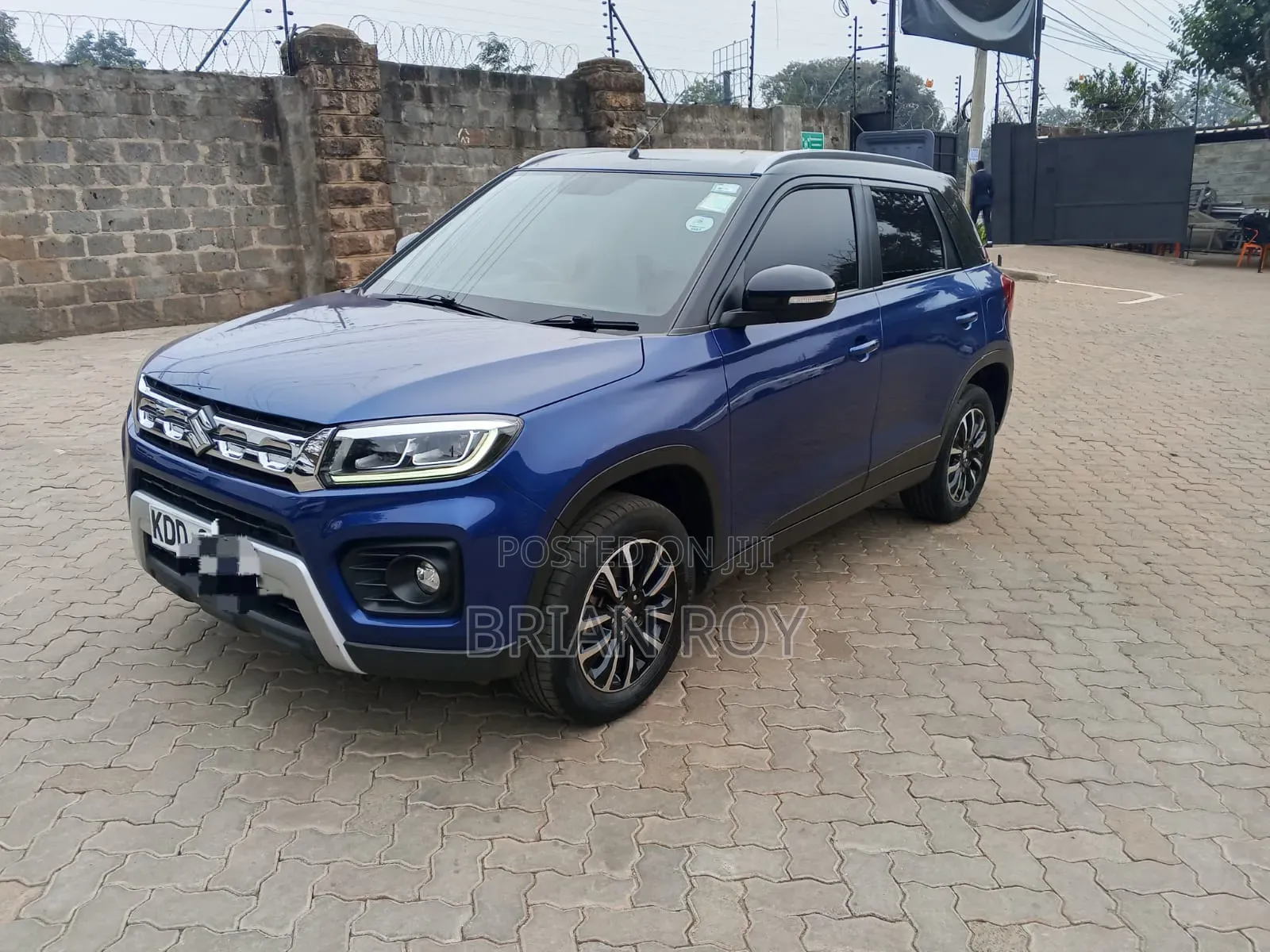 Suzuki Vitara 2021 Blue