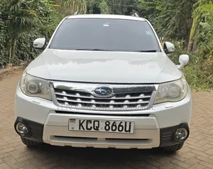 Subaru Forester 2010 White