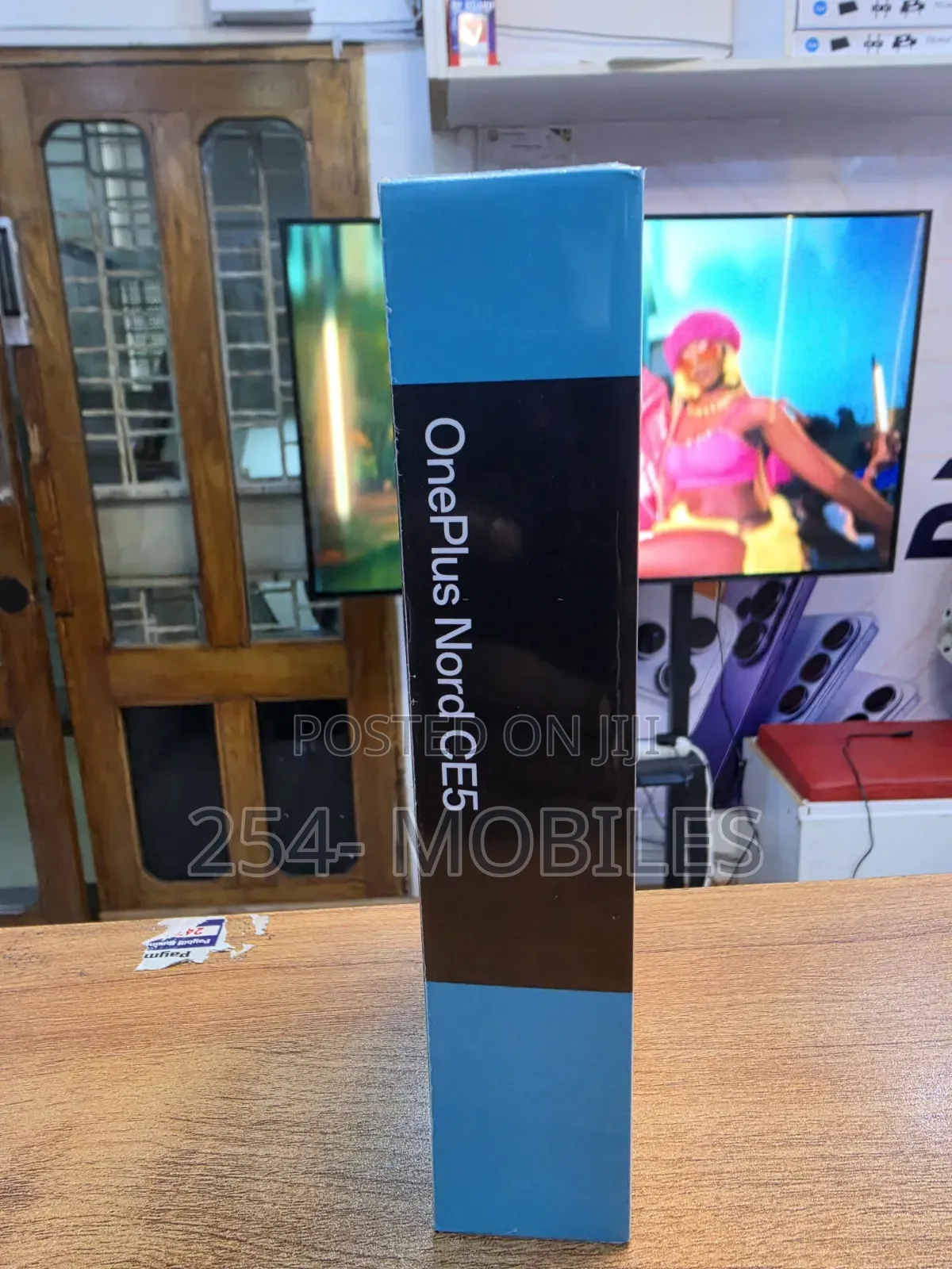 New OnePlus Nord CE5 256 GB Black