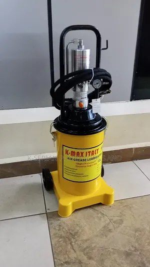 Pneumatic 12ltrs Grease Bucket/ K Max Italy Professional