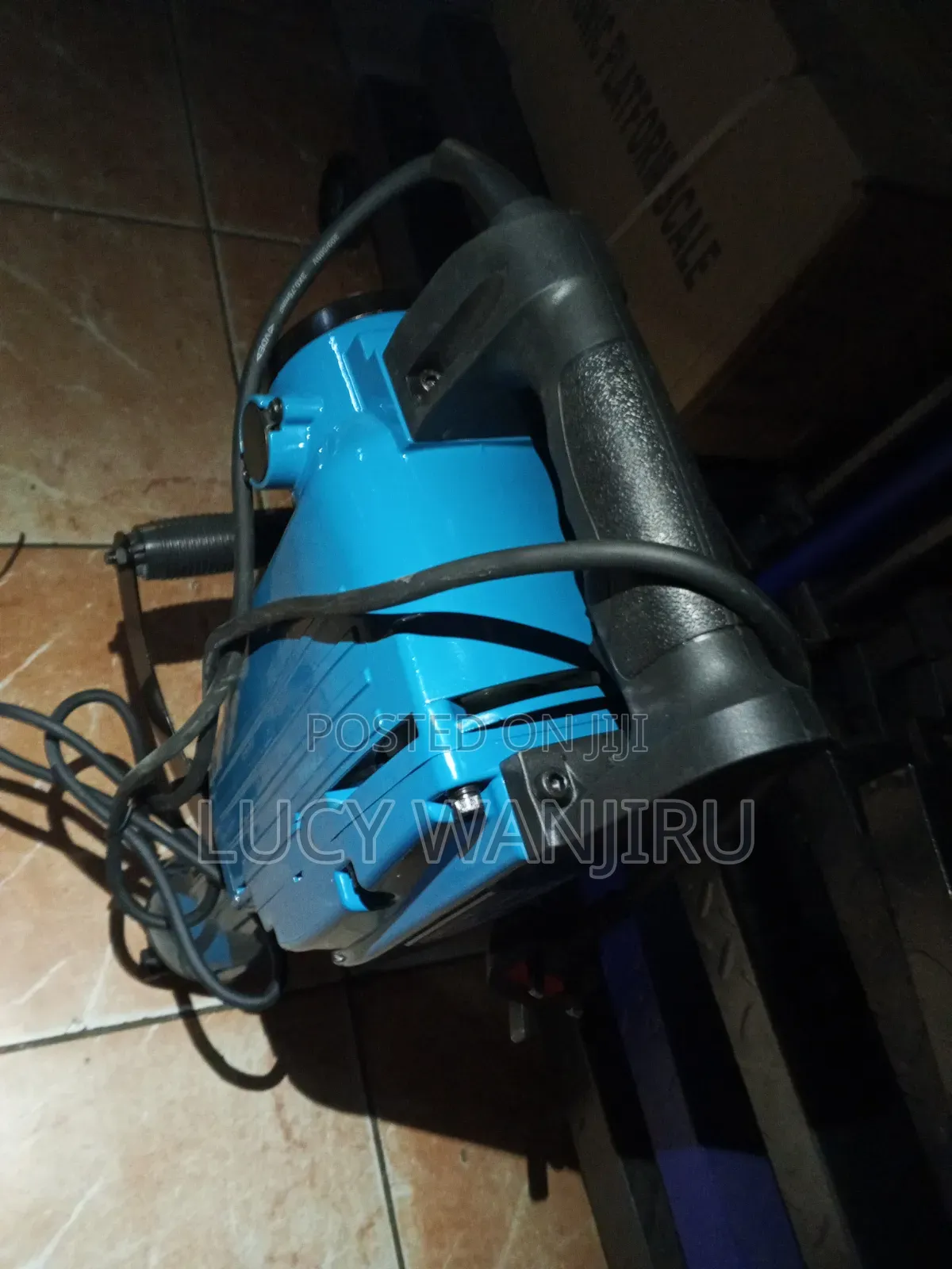 Makita Demolition Machine/ Jack Hammer/ 2600w Jack Hammer
