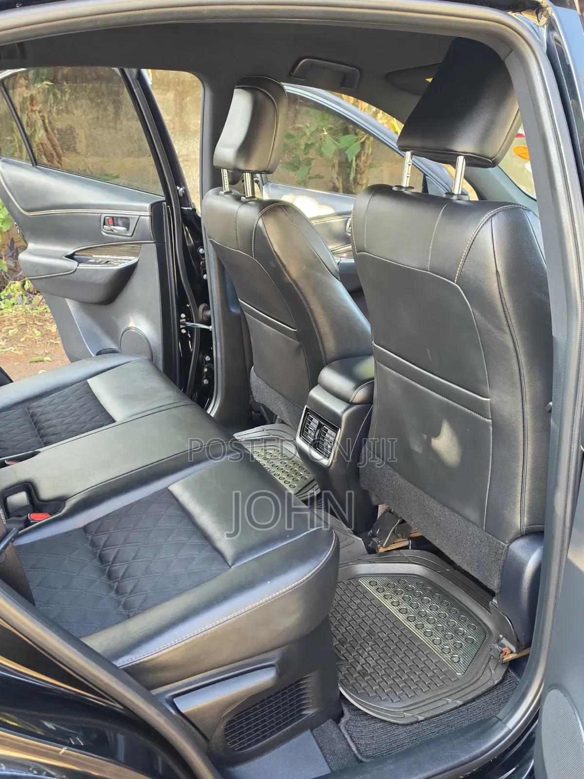 Toyota Harrier 2.0 2017 Matt Black