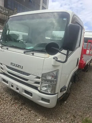 Isuzu Elf Flat Bed Towing Truck