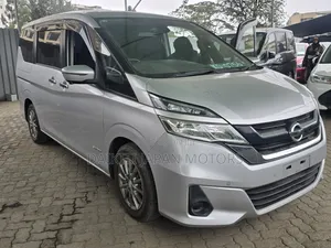 Nissan Serena 2019 Silver