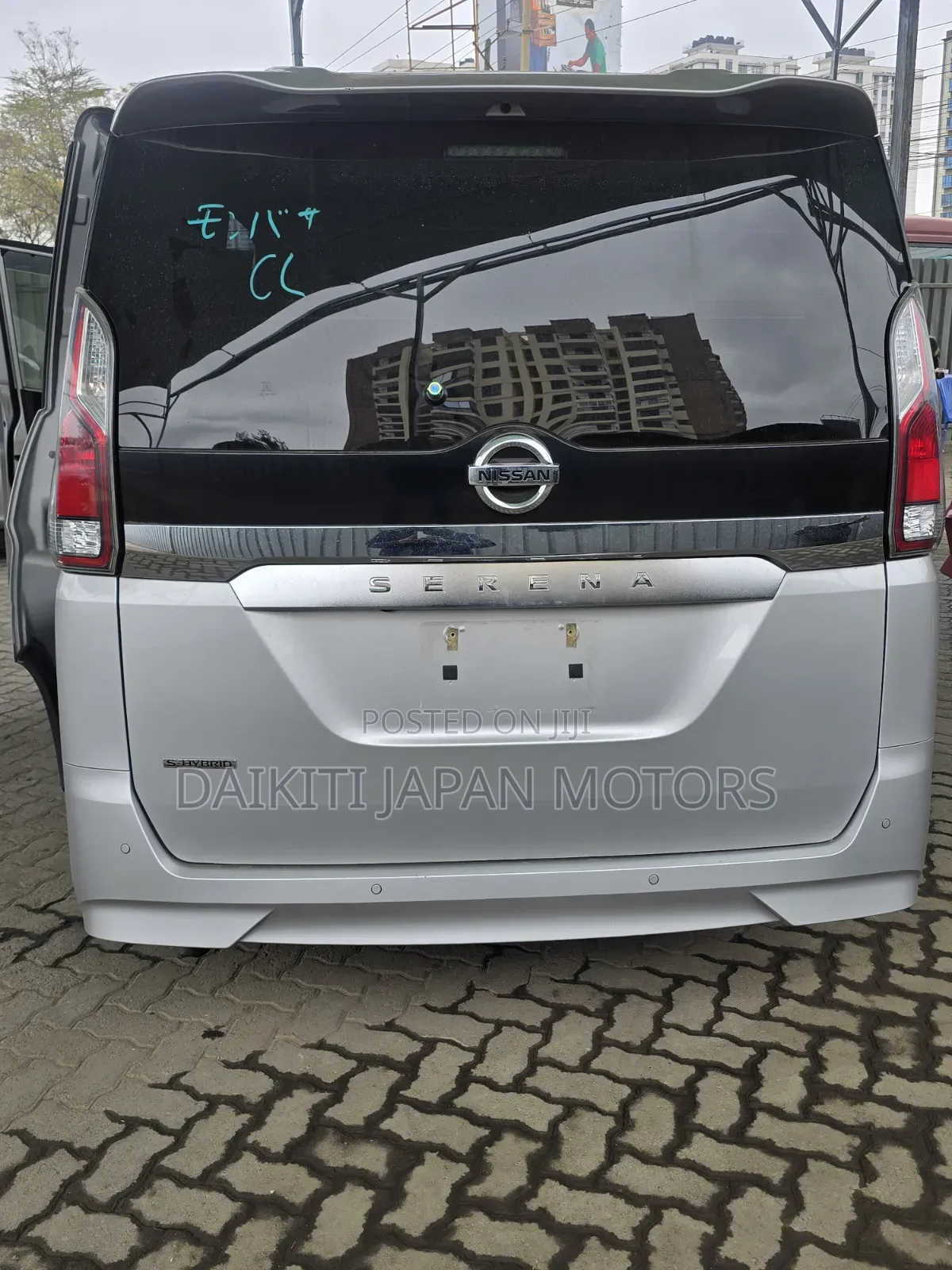 Nissan Serena 2019 Silver