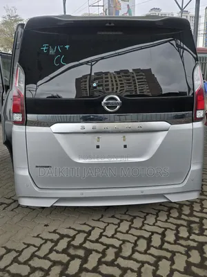 Nissan Serena 2019 Silver