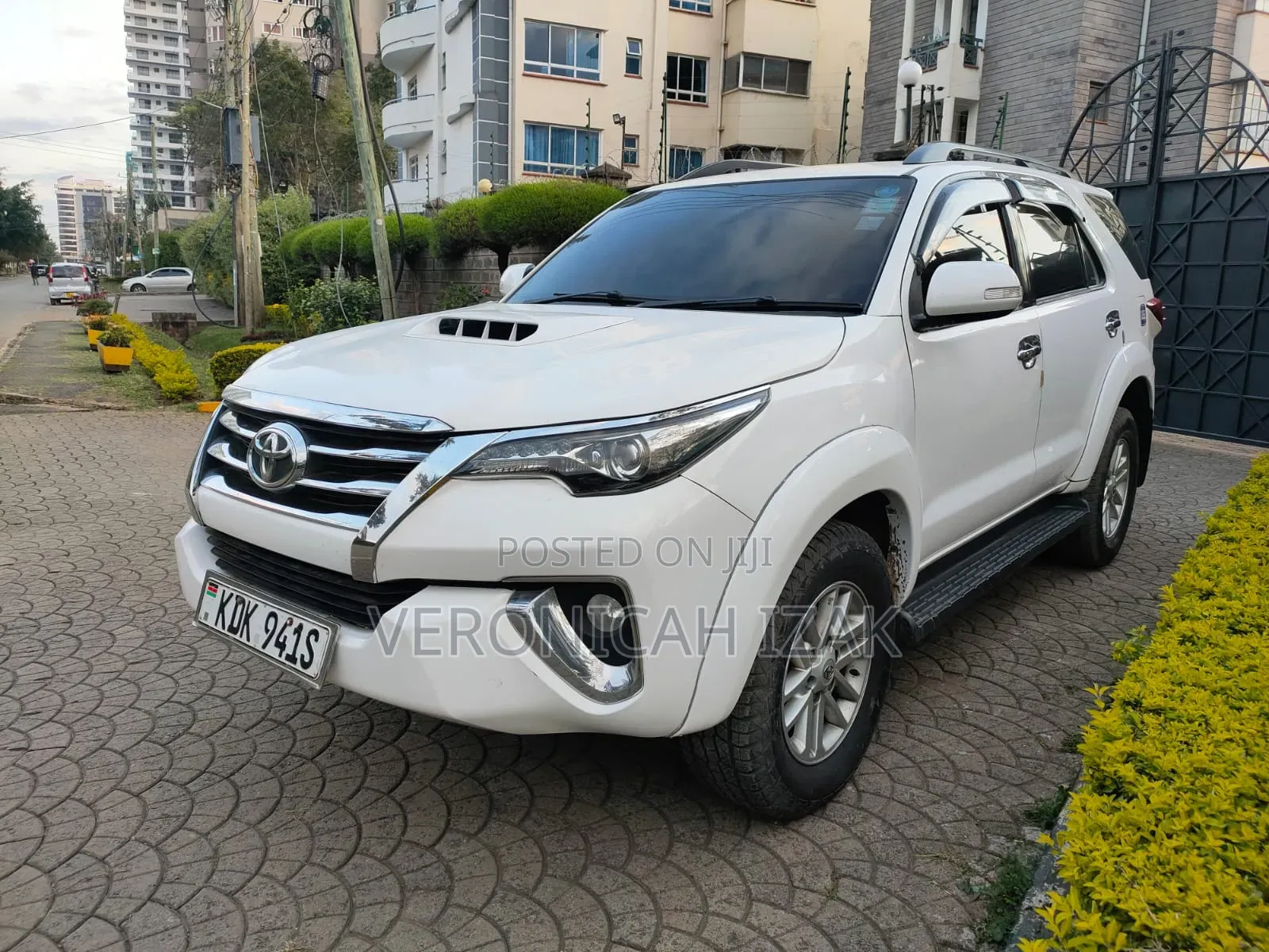 Toyota Fortuner 2015 White
