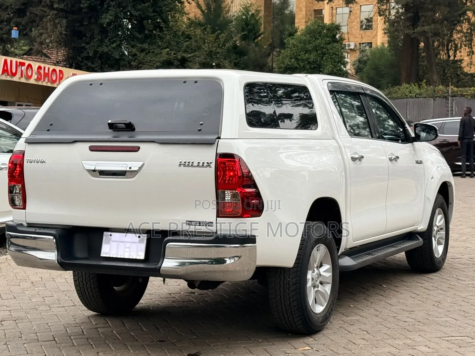 Toyota Hilux 2019 White