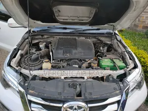 Toyota Fortuner 2015 White