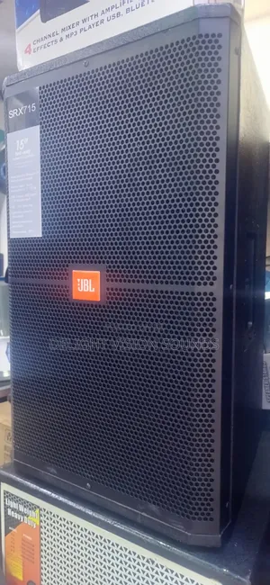 JBL 715 Speaker