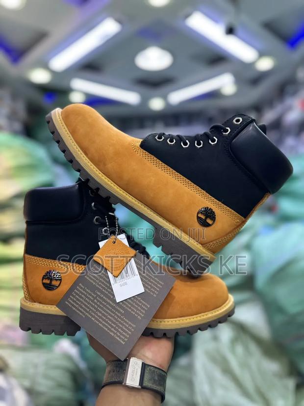 Timberland Premium Two-Tone Boots - thumbnail 3