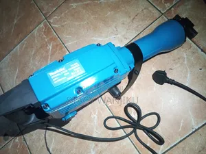 Powerful Demolisher/ Heavy Duty Makita Demolisher
