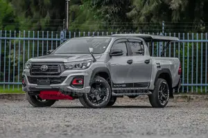 Toyota Hilux 2019 Silver