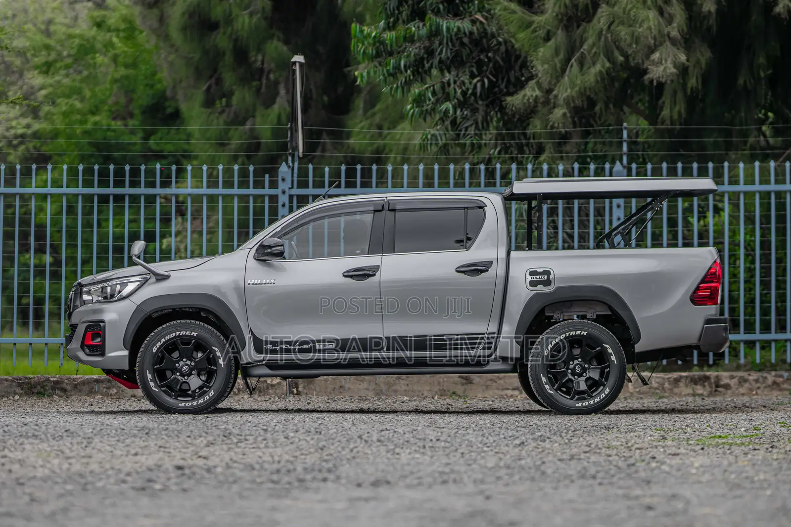 Toyota Hilux 2019 Silver