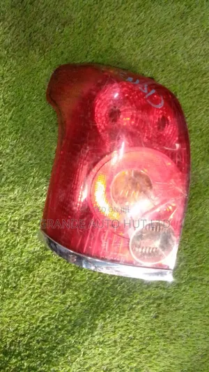 Toyota Avensis Taillights