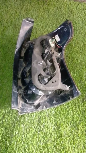 Toyota Avensis Taillights