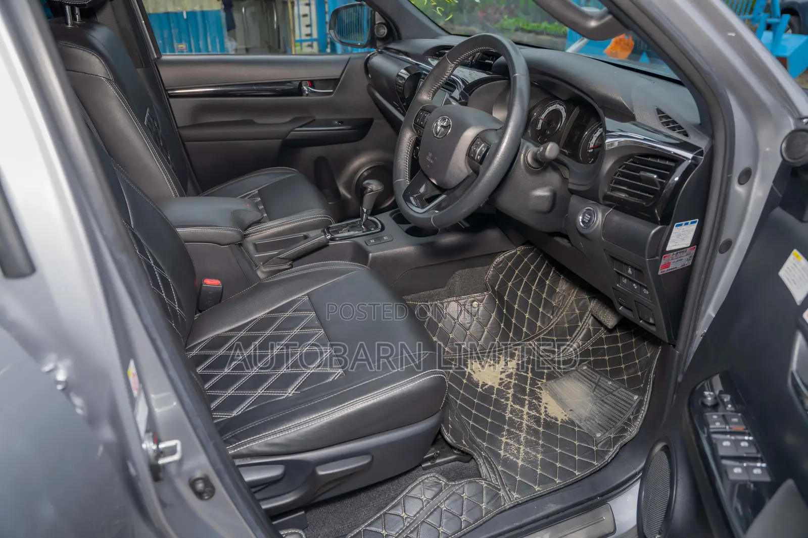 Toyota Hilux 2019 Silver