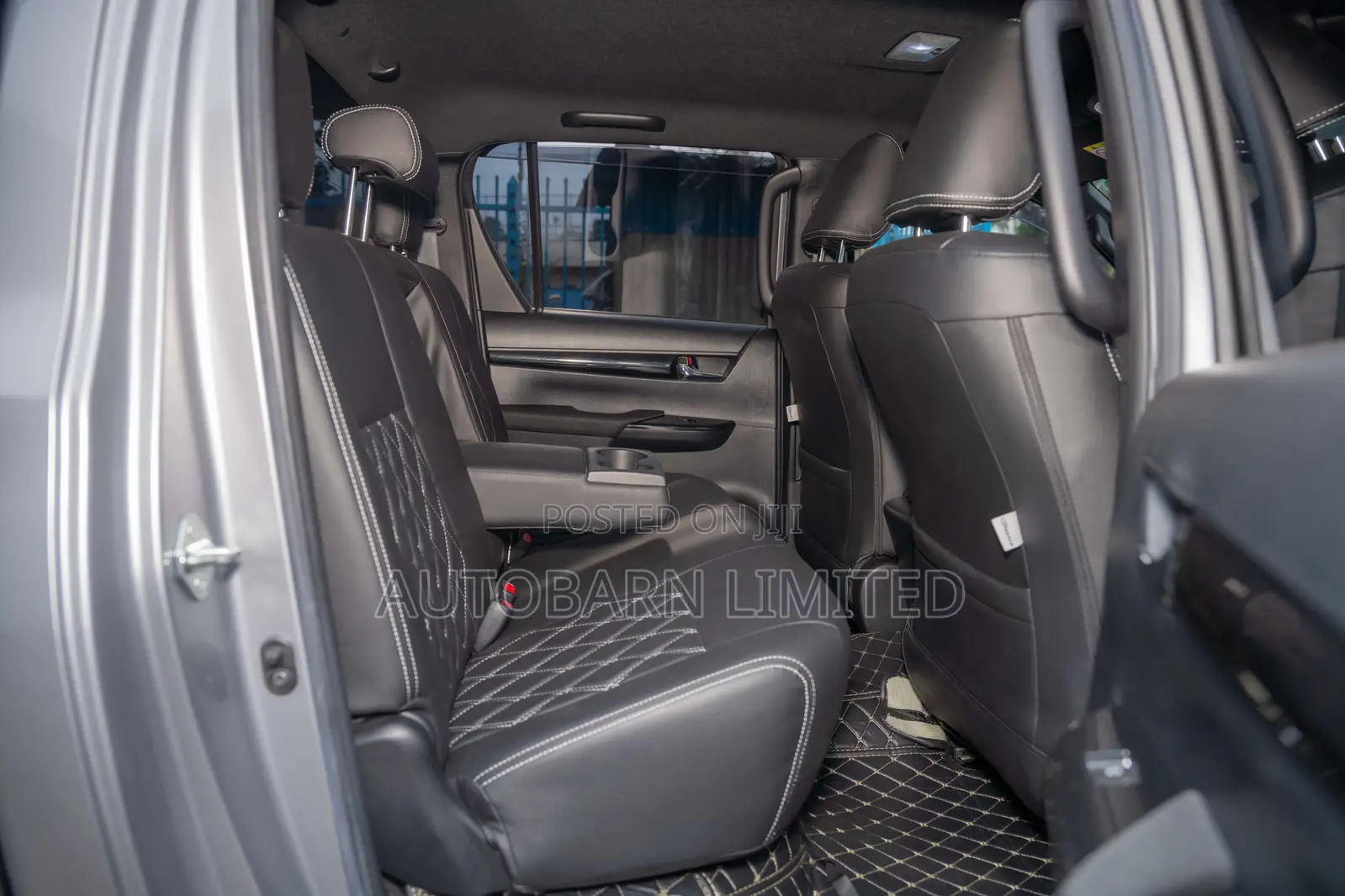 Toyota Hilux 2019 Silver