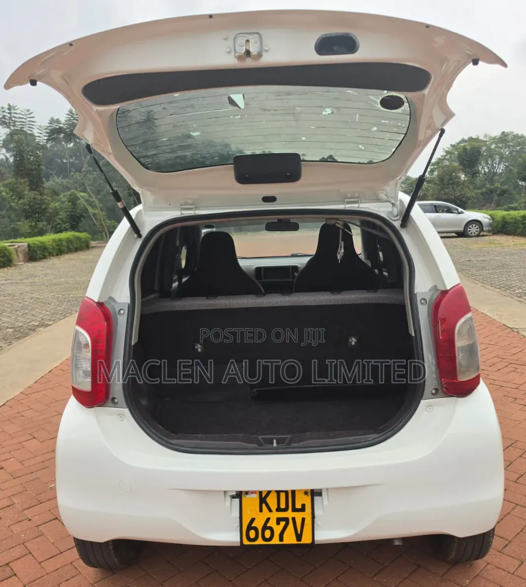 Toyota Passo 2016 White