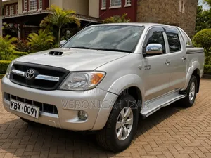 Toyota Hilux 2007 Gold