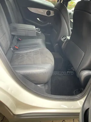 Mercedes-Benz GLC-Class 2019 White