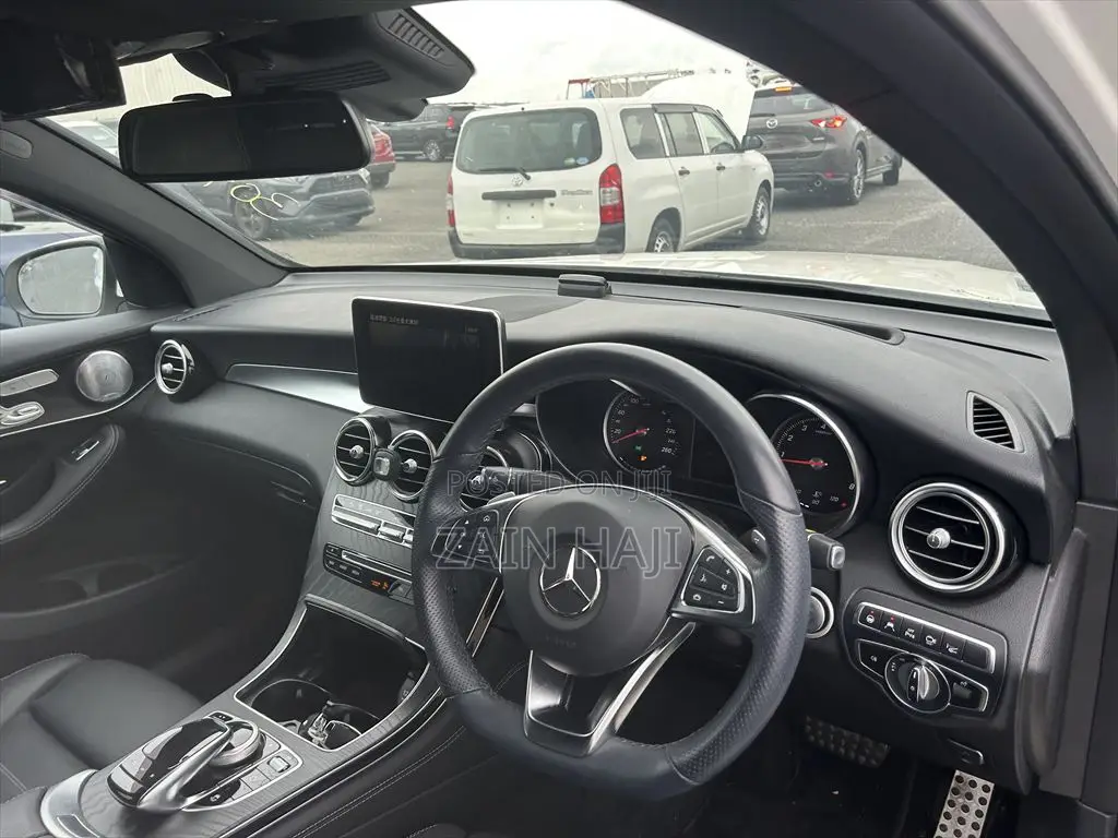 Mercedes-Benz GLC-Class 2019 White
