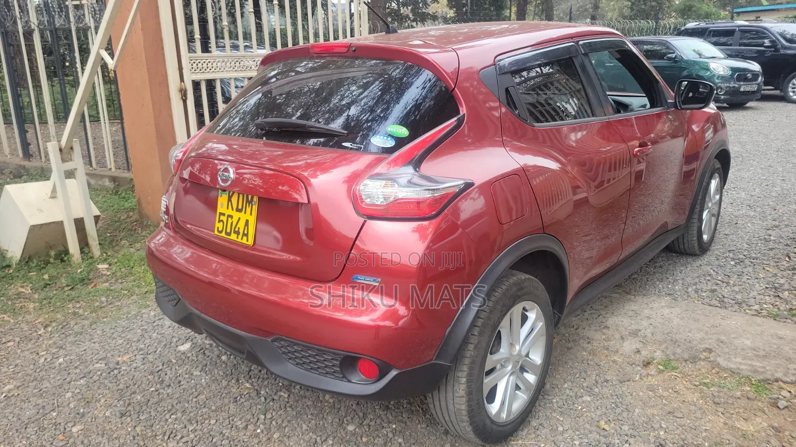 Nissan Juke 2016 Maroon
