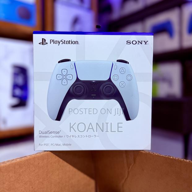 PS5 DualSense Controller White!! PS5 Pad White!! (Japan Model) - main view