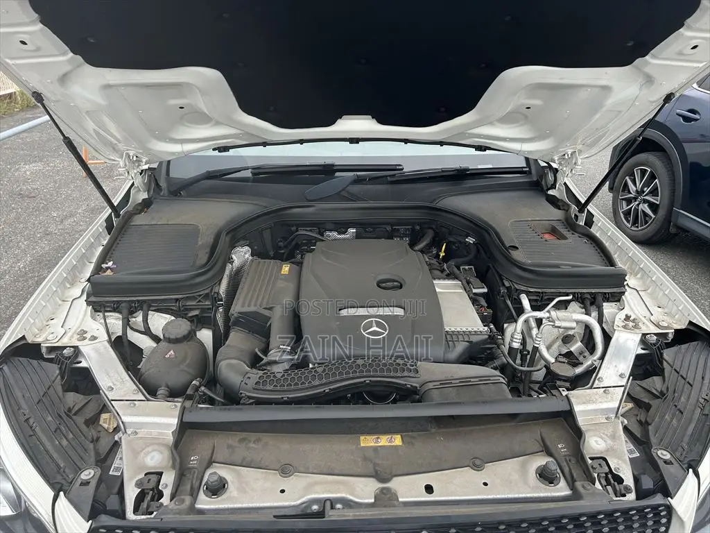 Mercedes-Benz GLC-Class 2019 White