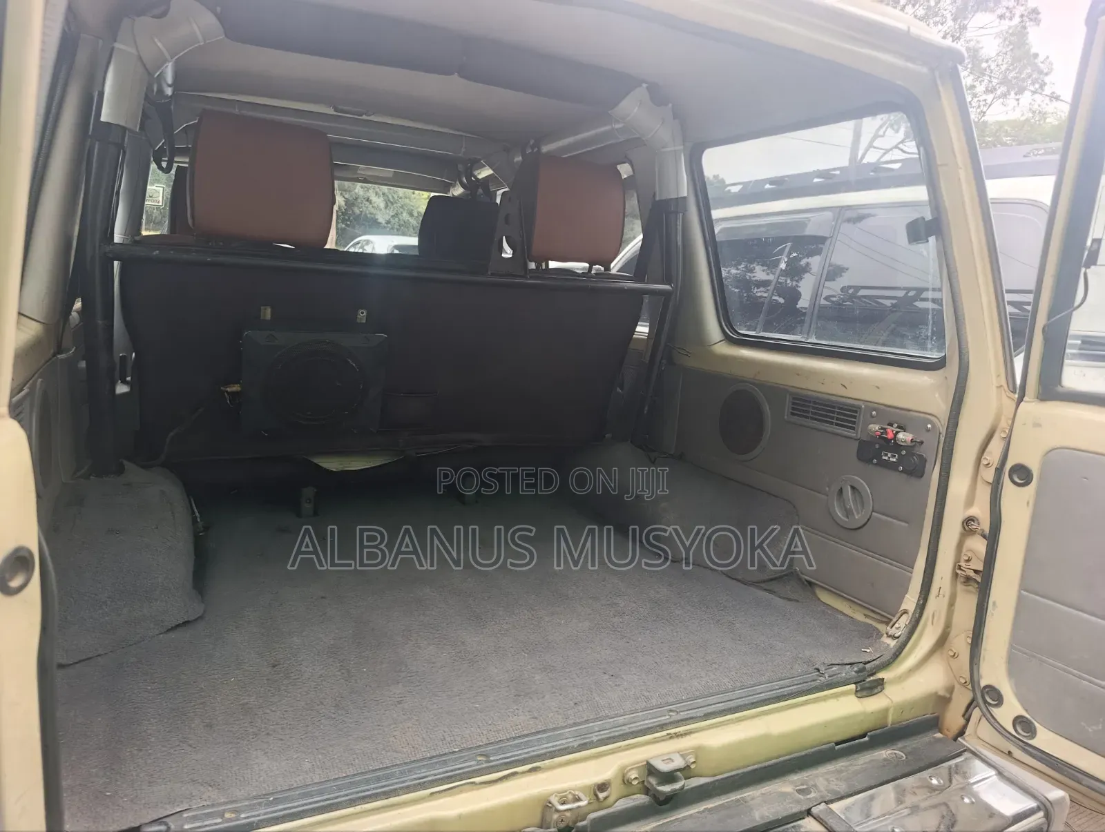 Toyota Land Cruiser 2010 Beige