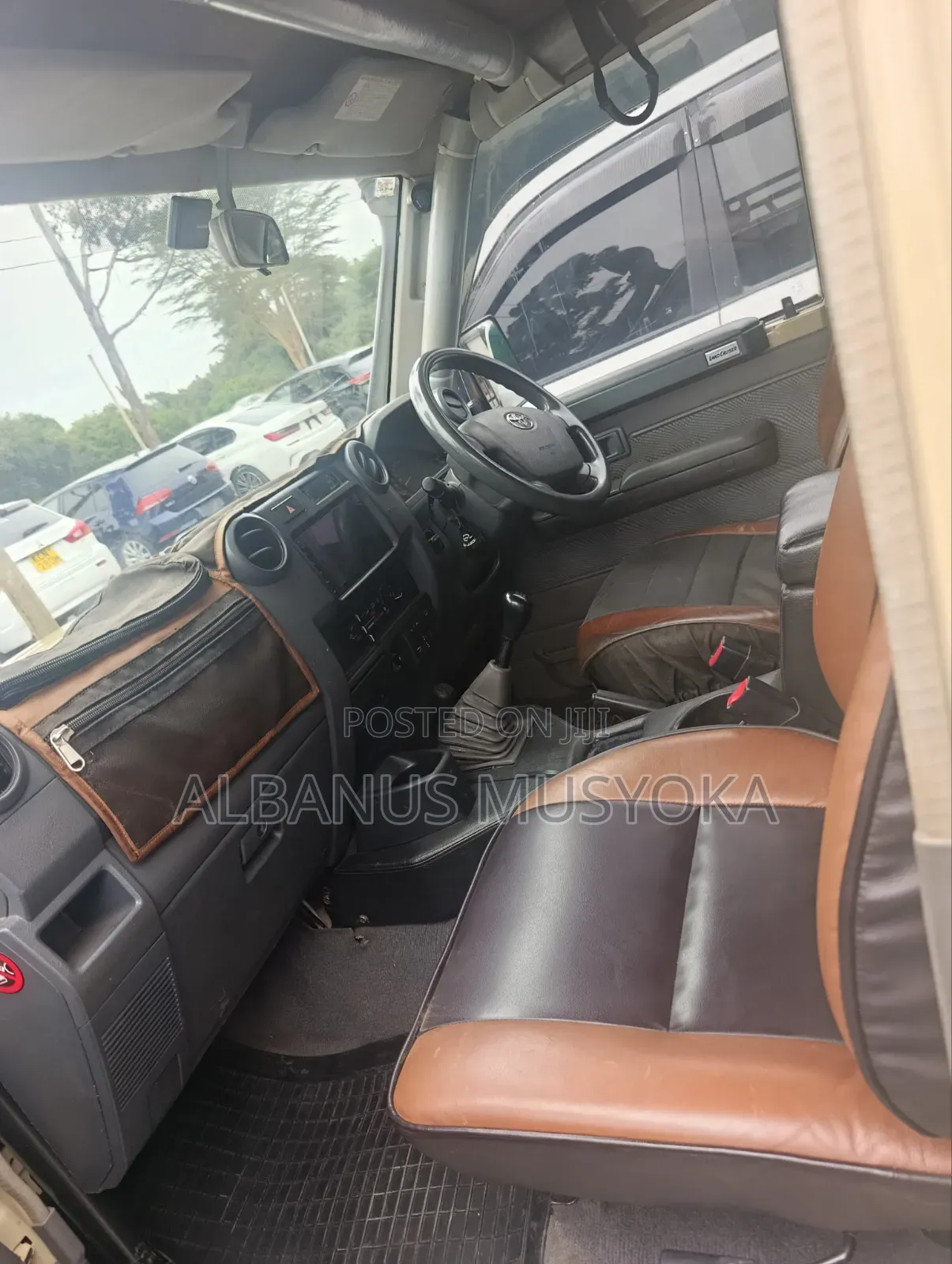 Toyota Land Cruiser 2010 Beige